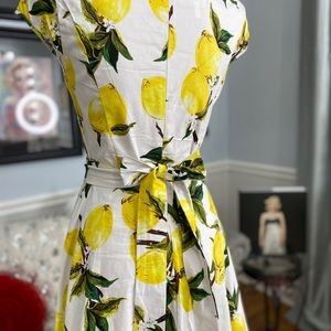 Summer Dress. Lemon Pattern